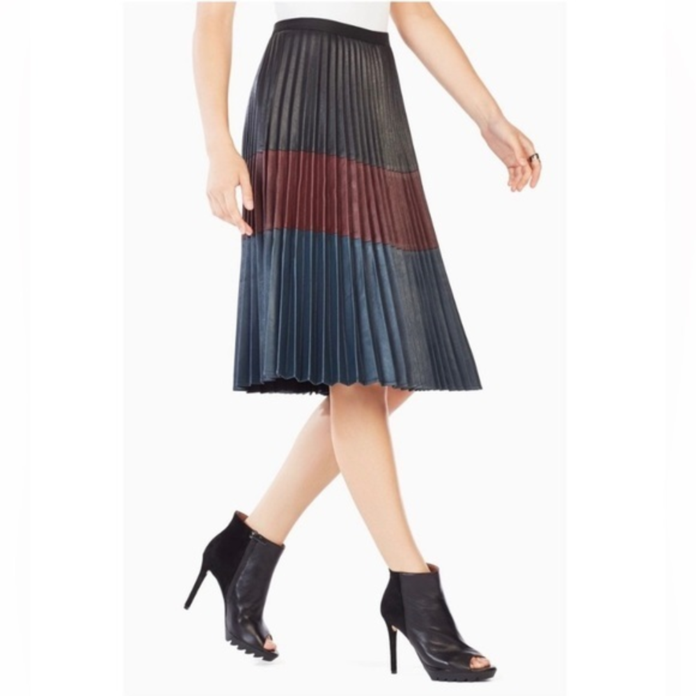 BCBG ELSA Accordion Faux Leather‎ Color Block Skirt Size XS